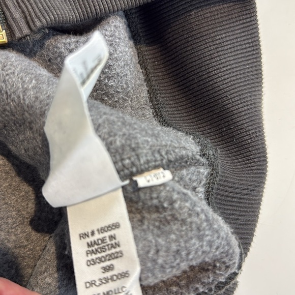 Tampa Bay Buccaneers Darius Rucker Collection Gray Zip-Up Hoodie Size XL - Picture 9 of 9